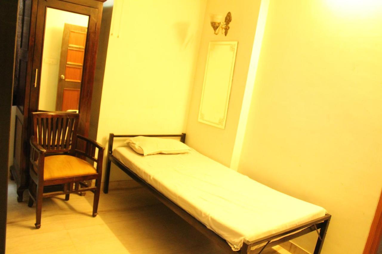 Hotel The Chit Chat Palace Dźajpur Zewnętrze zdjęcie